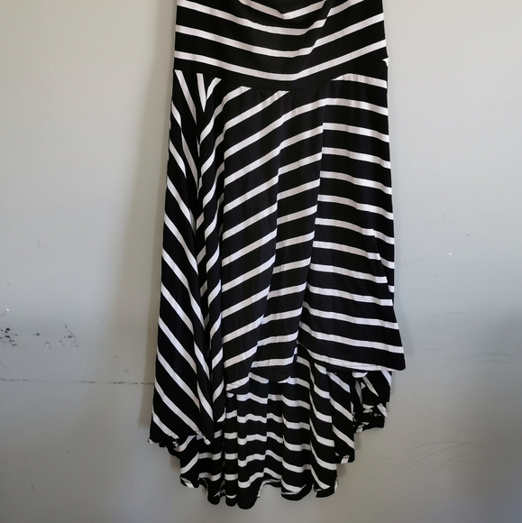 Strapless black and white dress - Picture 4 of 4